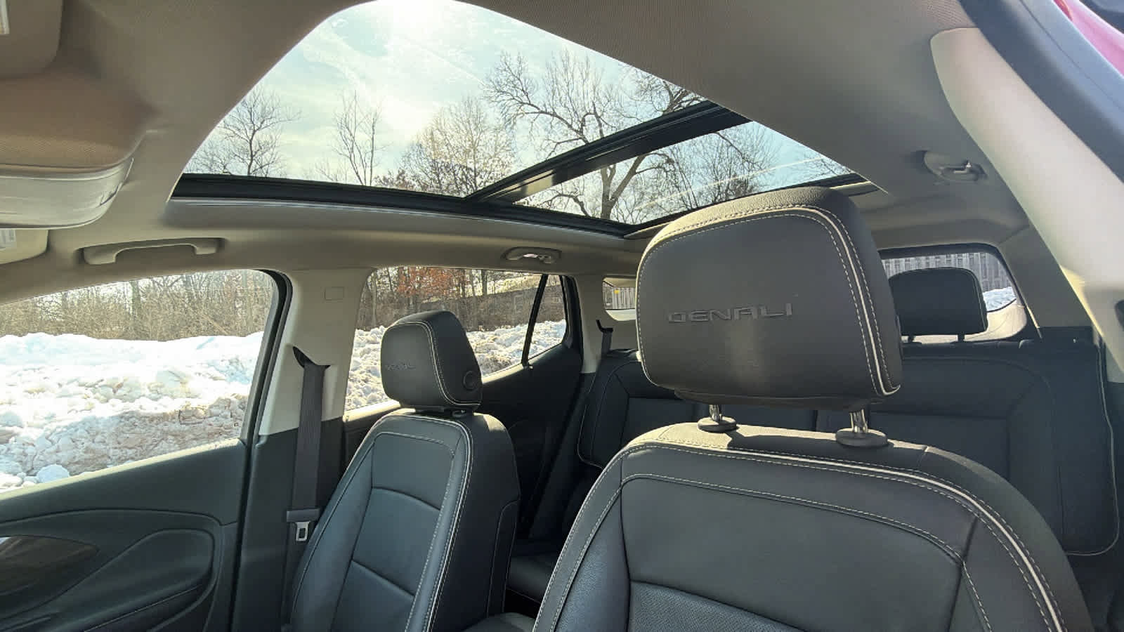 Used 2019 GMC Terrain Denali w/ Driver Alert Package II image 9