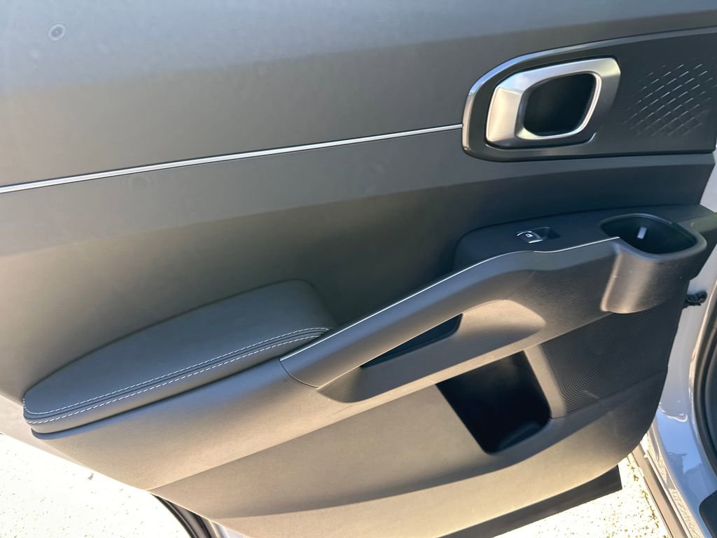 New 2026 Kia Sorento S image 22