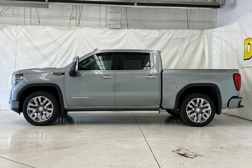 Used 2025 GMC Sierra 1500 Denali AWD/4WD image 7