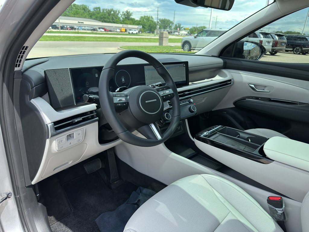 New 2026 Hyundai Tucson Limited AWD/4WD image 12