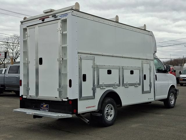 New 2026 Chevrolet Express 3500 w/ Power Convenience Package RWD image 4