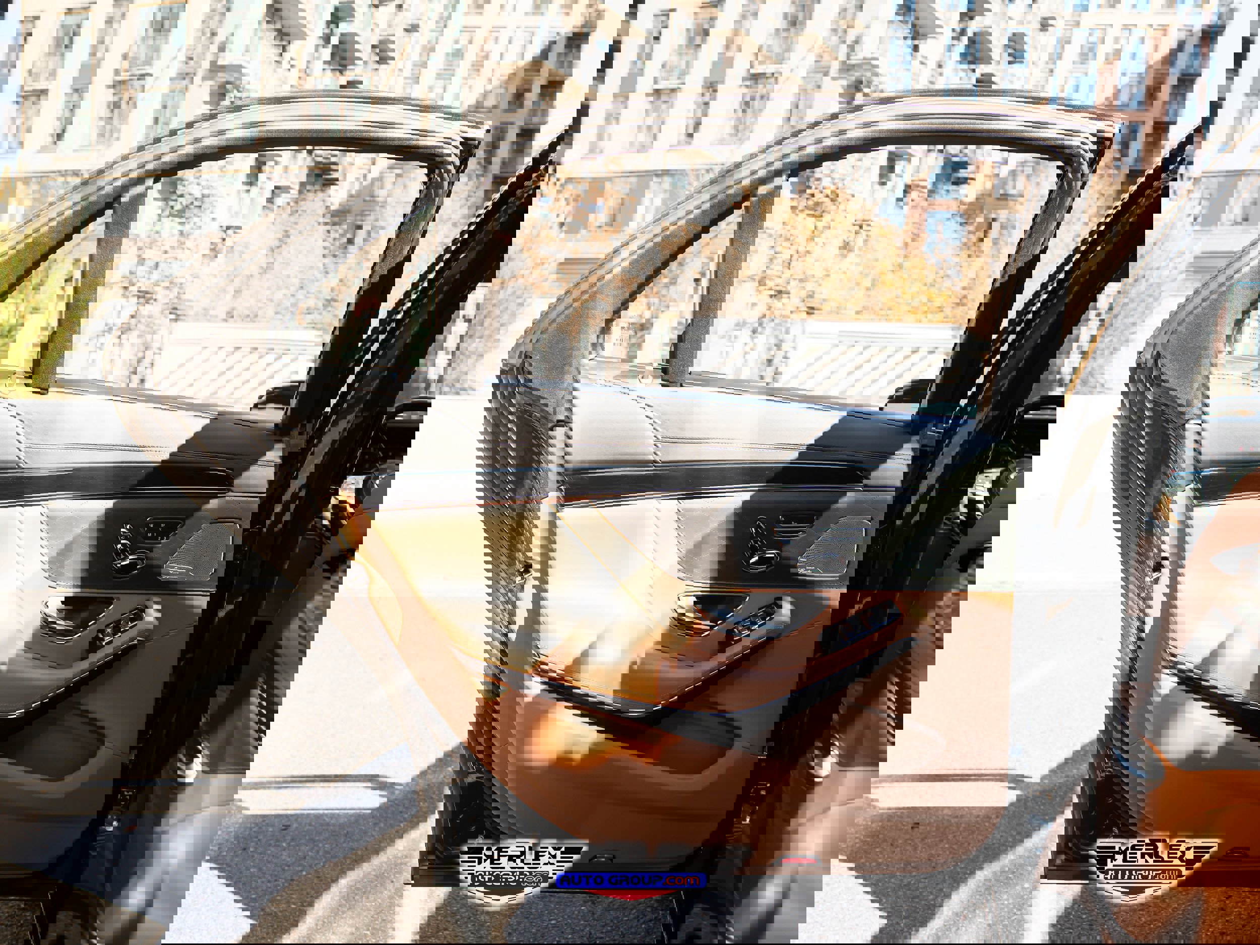 Used 2019 Mercedes-Benz S 560 4MATIC Sedan w/ Premium Package image 47