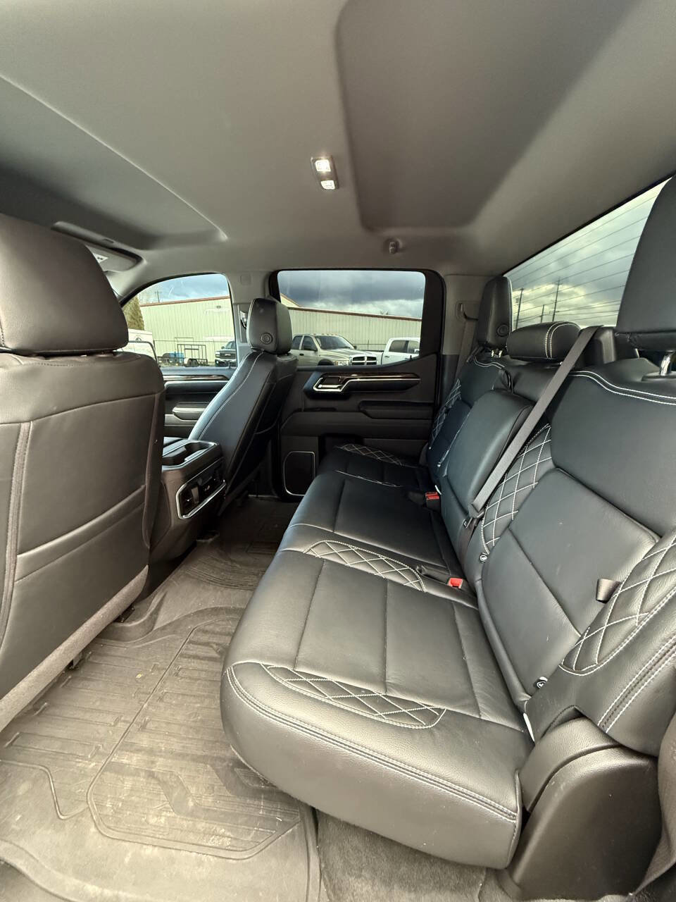 Used 2024 GMC Sierra 1500 Elevation image 17