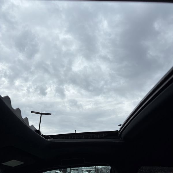 Used 2022 Honda Pilot TrailSport image 29