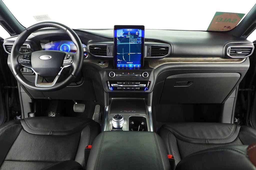 Used 2020 Ford Explorer Platinum w/ Premium Technology Package AWD/4WD image 26