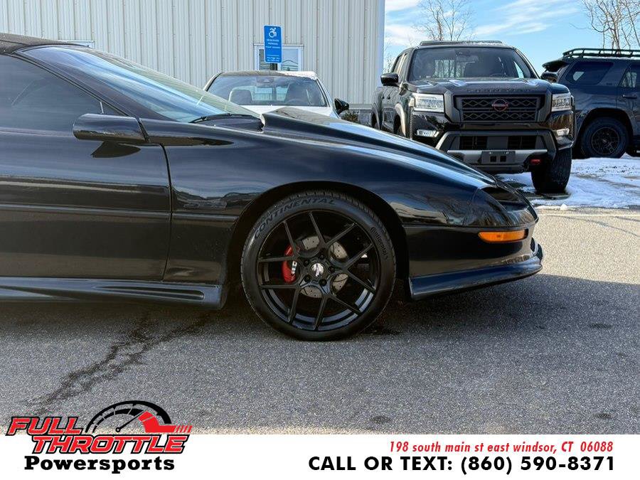 Used 1995 Chevrolet Camaro Z28 RWD image 23