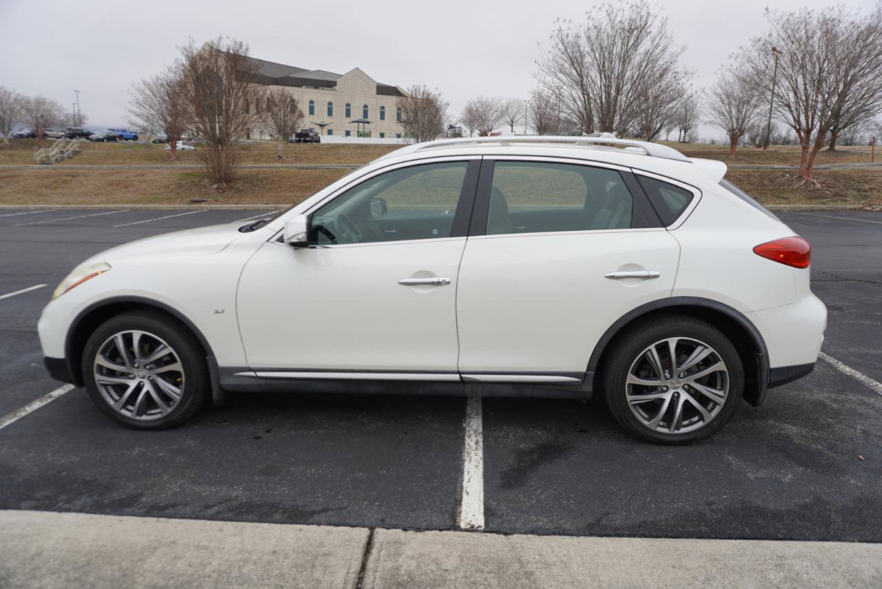 Used 2017 INFINITI QX50 AWD w/ Technology Package image 9