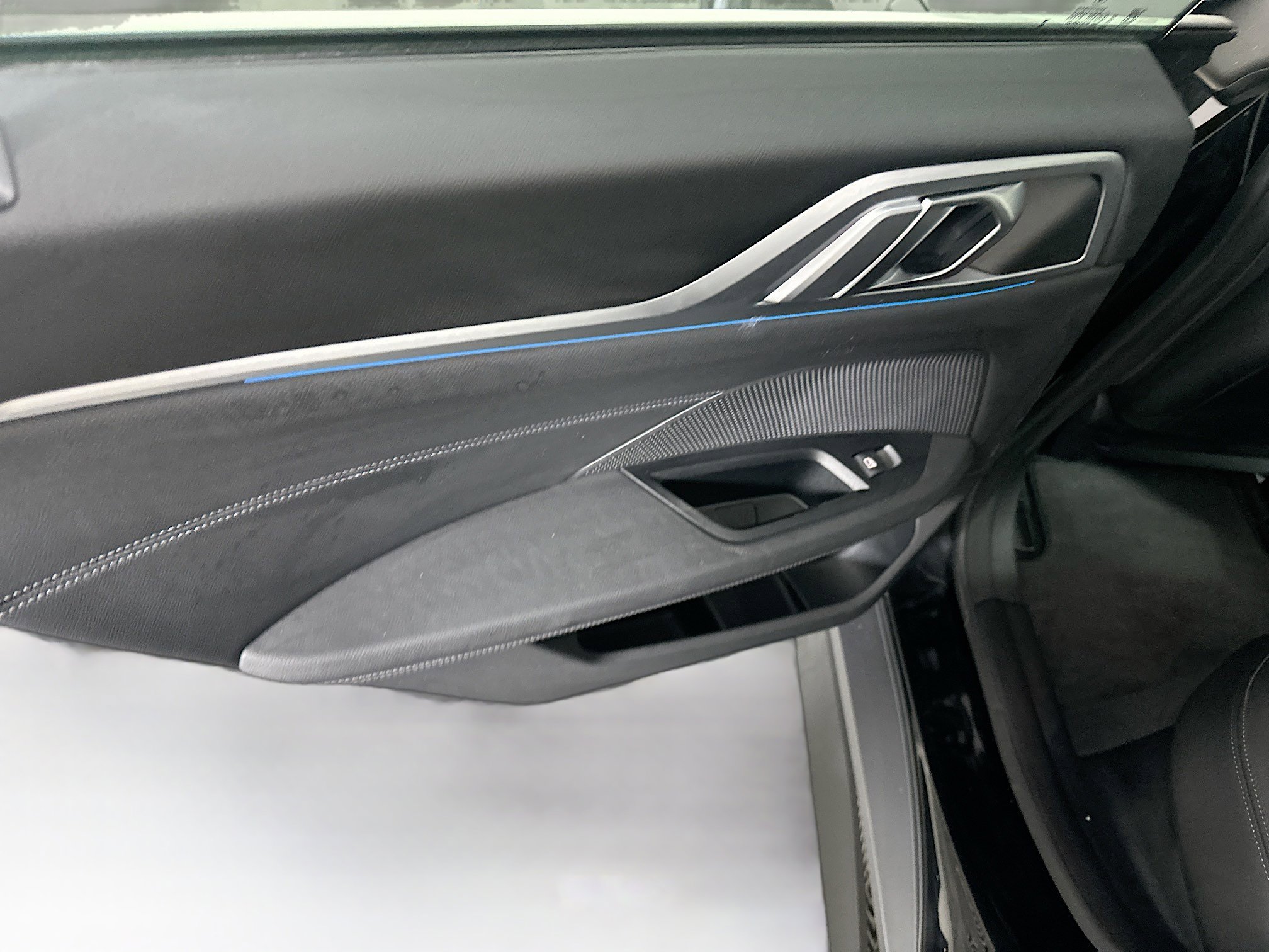 Used 2025 BMW i4 eDrive40 image 27