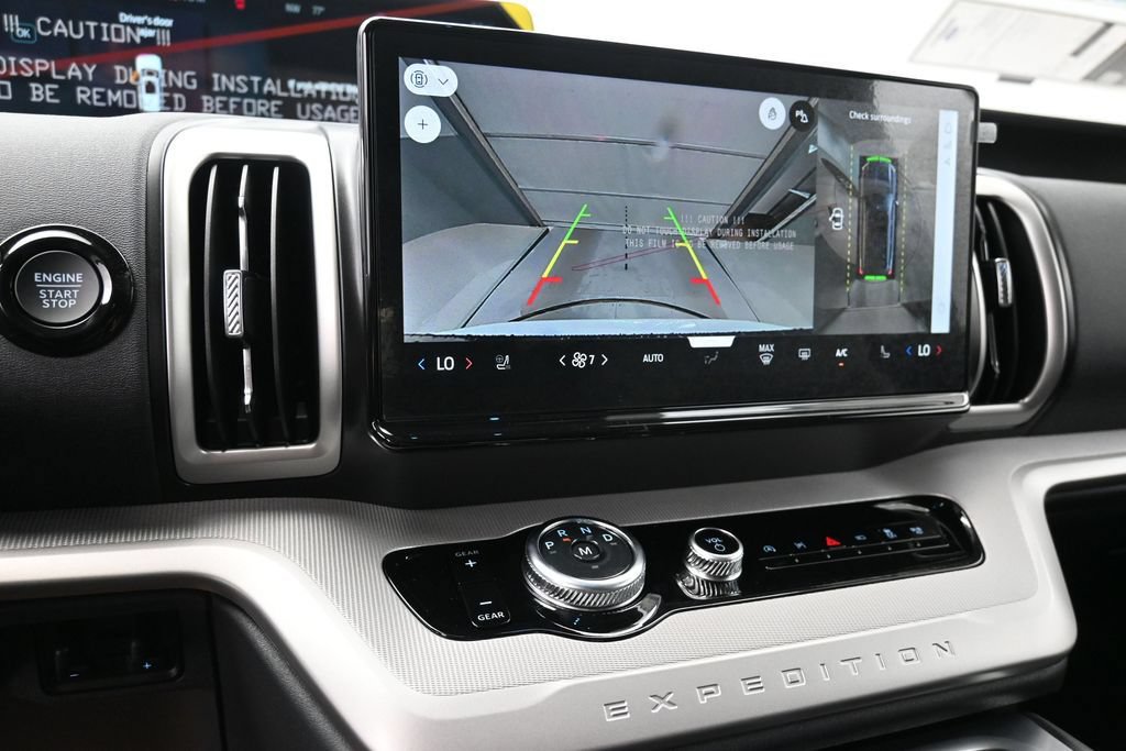 New 2027 Ford Expedition Active RWD image 3