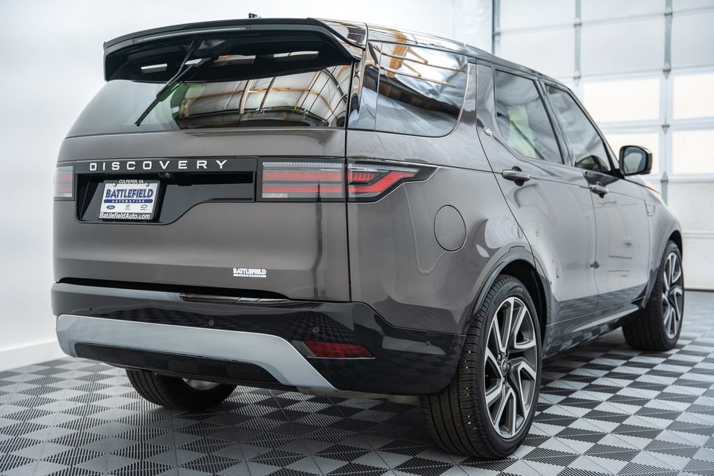 Used 2024 Land Rover Discovery Metropolitan Edition AWD/4WD image 5
