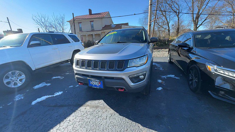 Used 2019 Jeep Compass Trailhawk image 3