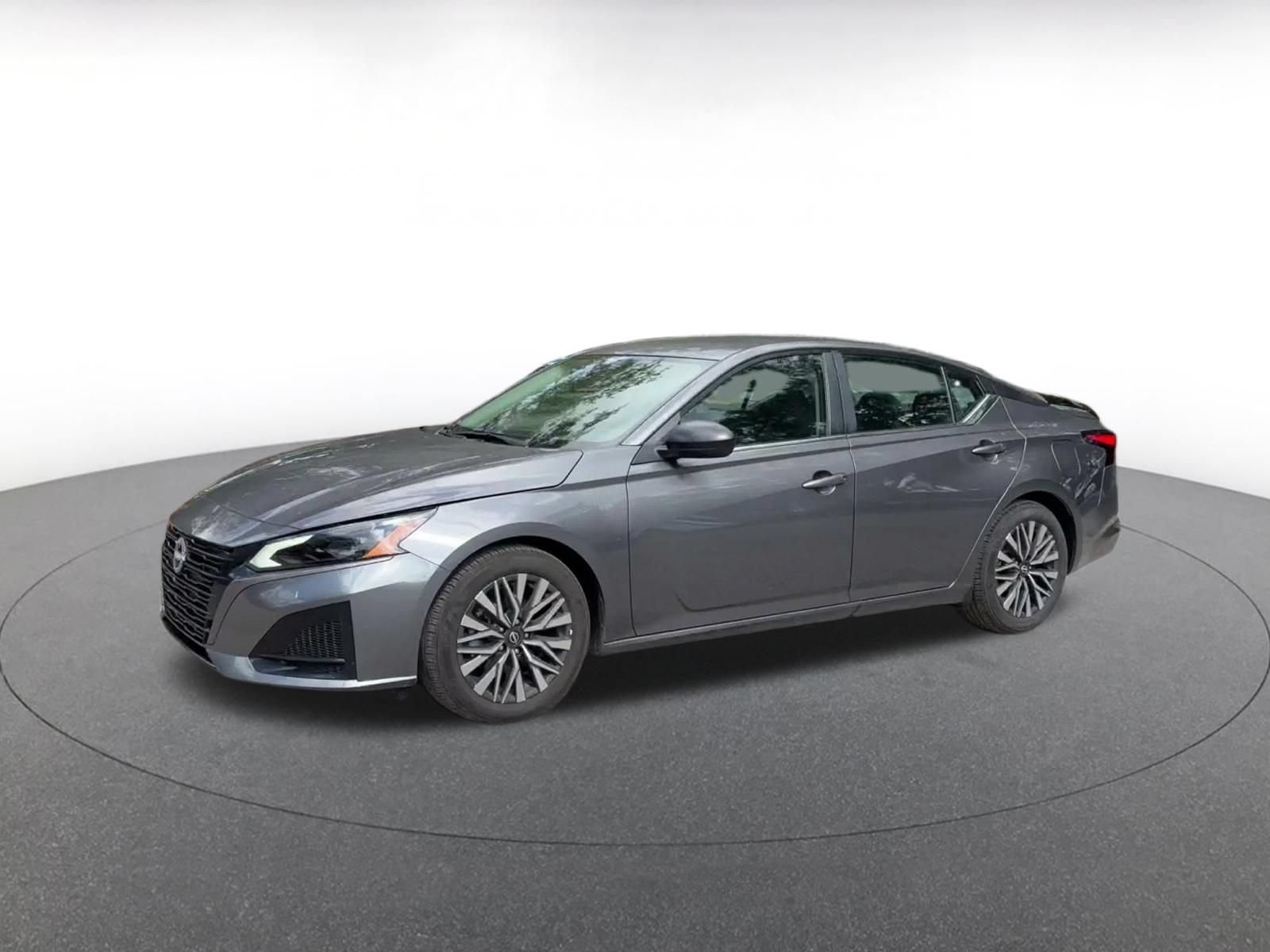 Used 2026 Nissan Altima 2.5 SV FWD image 7