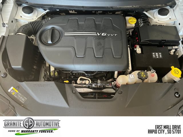 Used 2022 Jeep Cherokee Trailhawk w/ Trailer Tow Group AWD/4WD image 23