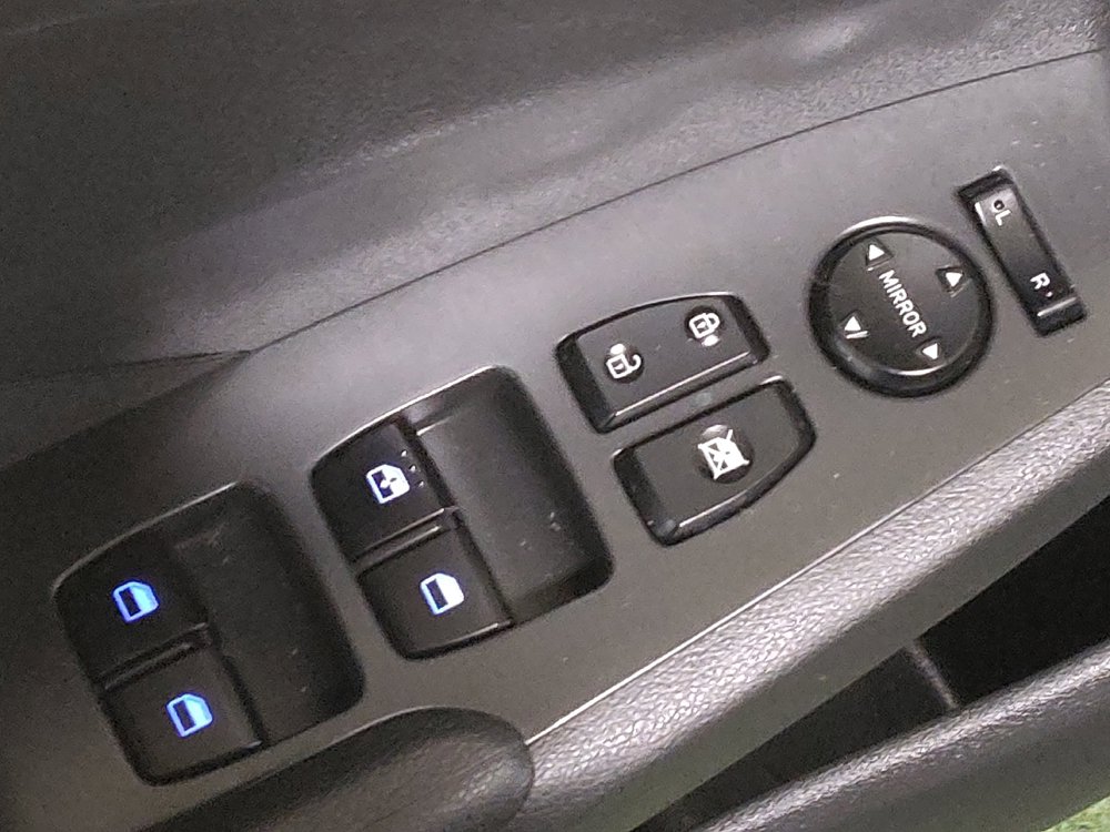 Used 2022 Hyundai Accent SEL FWD image 27