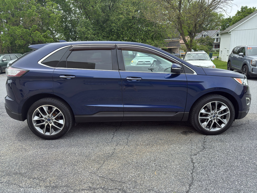 Used 2016 Ford Edge Titanium w/ Equipment Group 302A AWD/4WD image 6