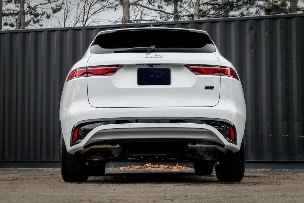 New 2026 Jaguar F-PACE R-Dynamic S image 7