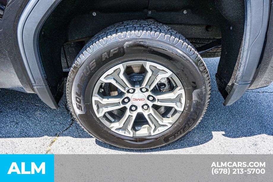 Used 2025 GMC Sierra 1500 SLT AWD/4WD image 16