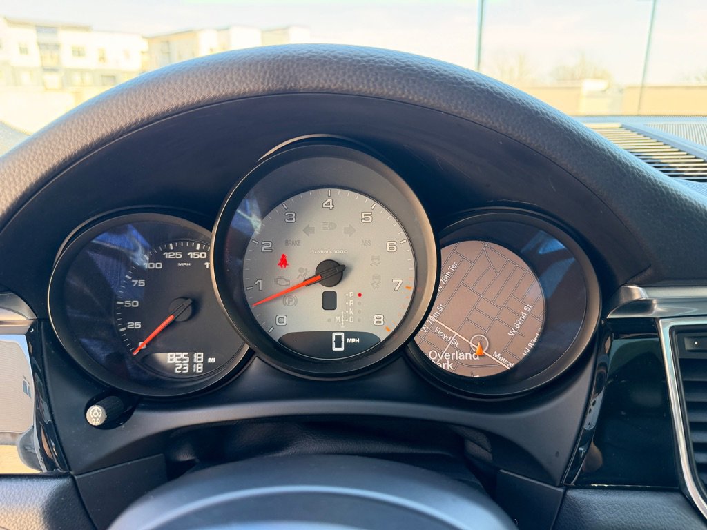 Used 2015 Porsche Macan S w/ Premium Package Plus image 13