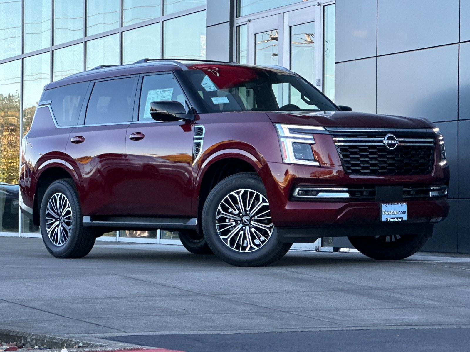 New 2026 Nissan Armada Platinum AWD/4WD image 2