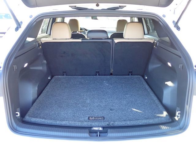 Used 2024 Volkswagen Atlas Cross Sport SE image 5