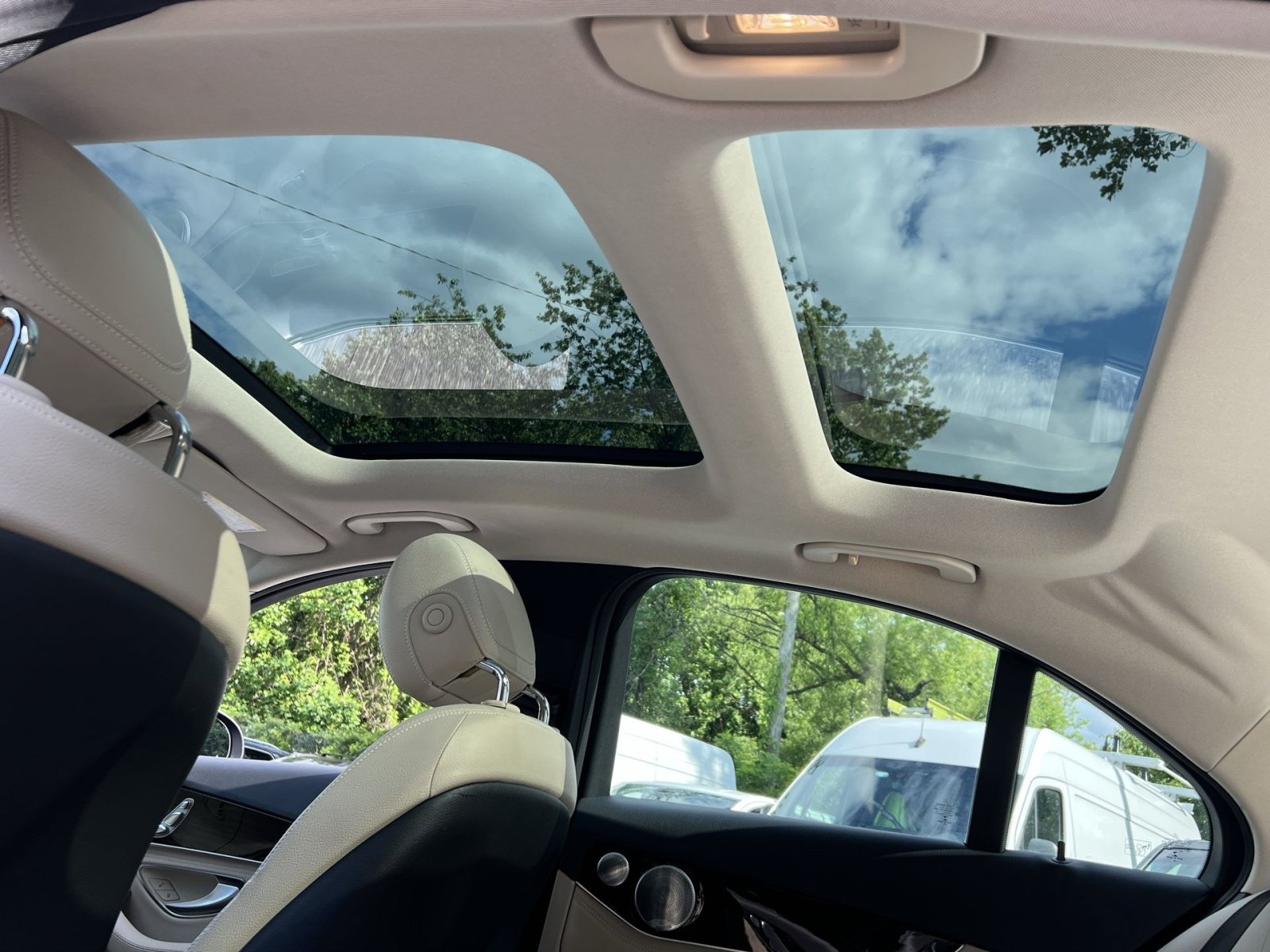 Used 2015 Mercedes-Benz C 300 4MATIC Sedan image 29