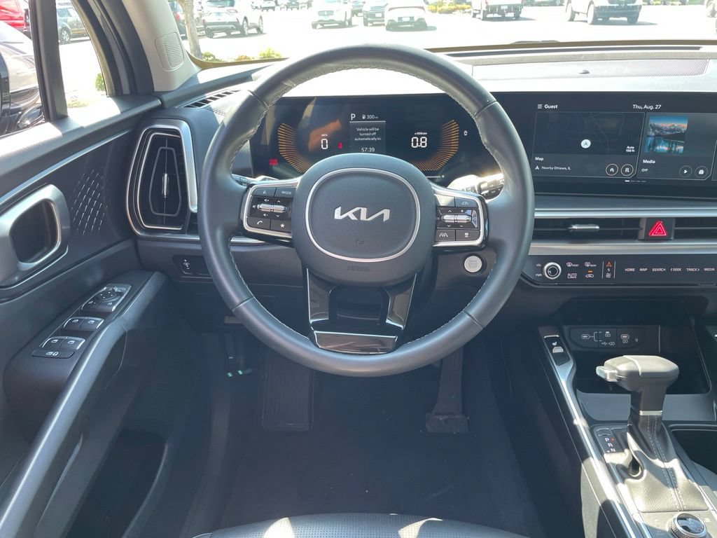 Used 2024 Kia Sorento S w/ Panoramic Sunroof Package AWD/4WD image 13