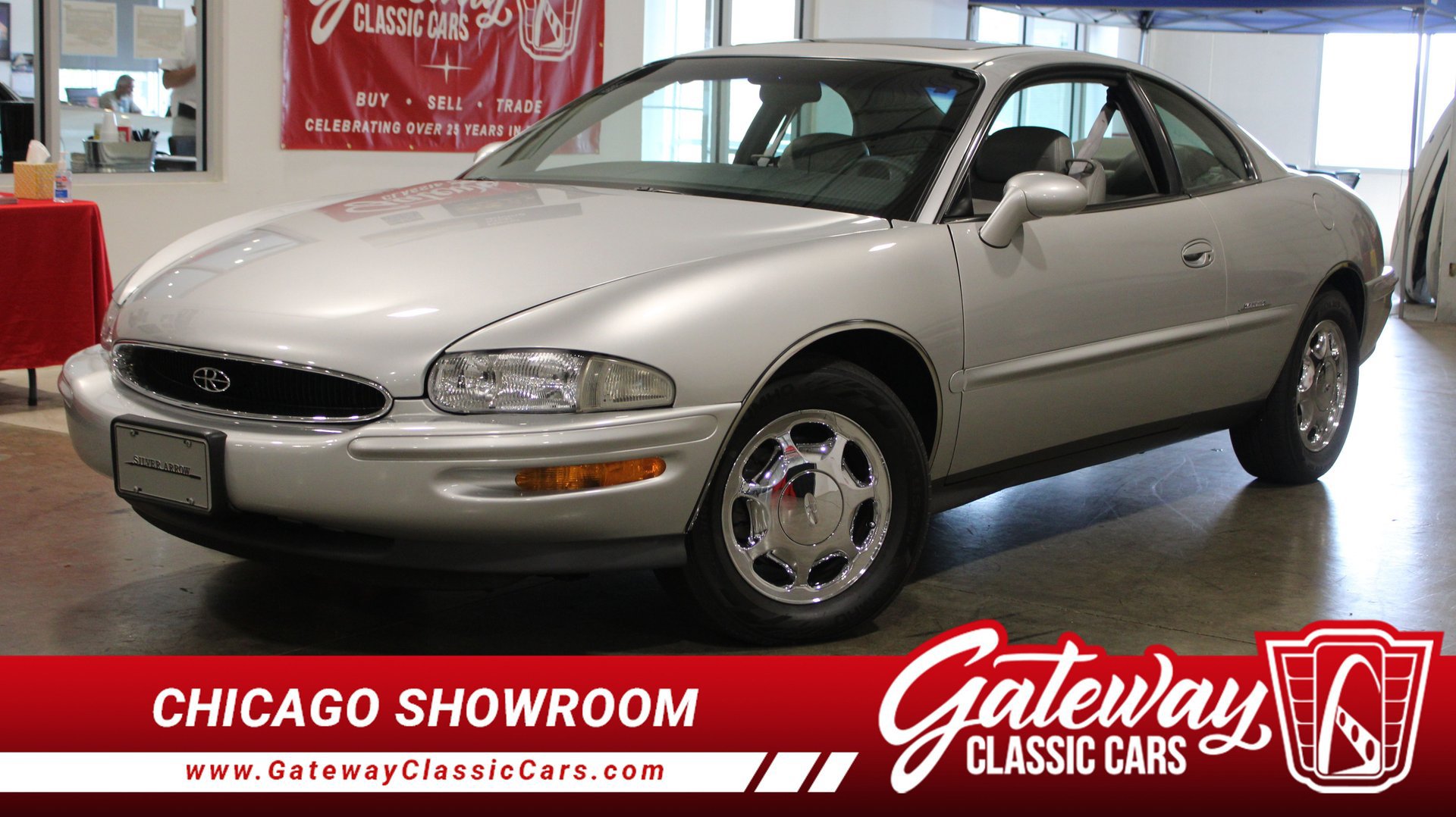 Used 1999 Buick Riviera Supercharged Coupe FWD image 3