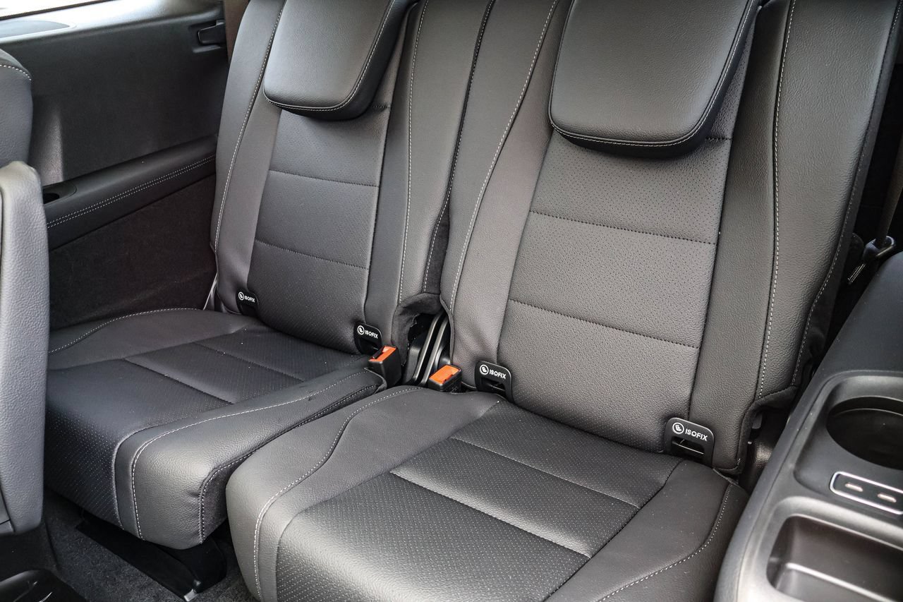 New 2026 Mercedes-Benz GLS 450 4MATIC image 36