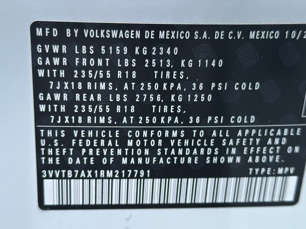 Used 2024 Volkswagen Tiguan Wolfsburg Edition image 25