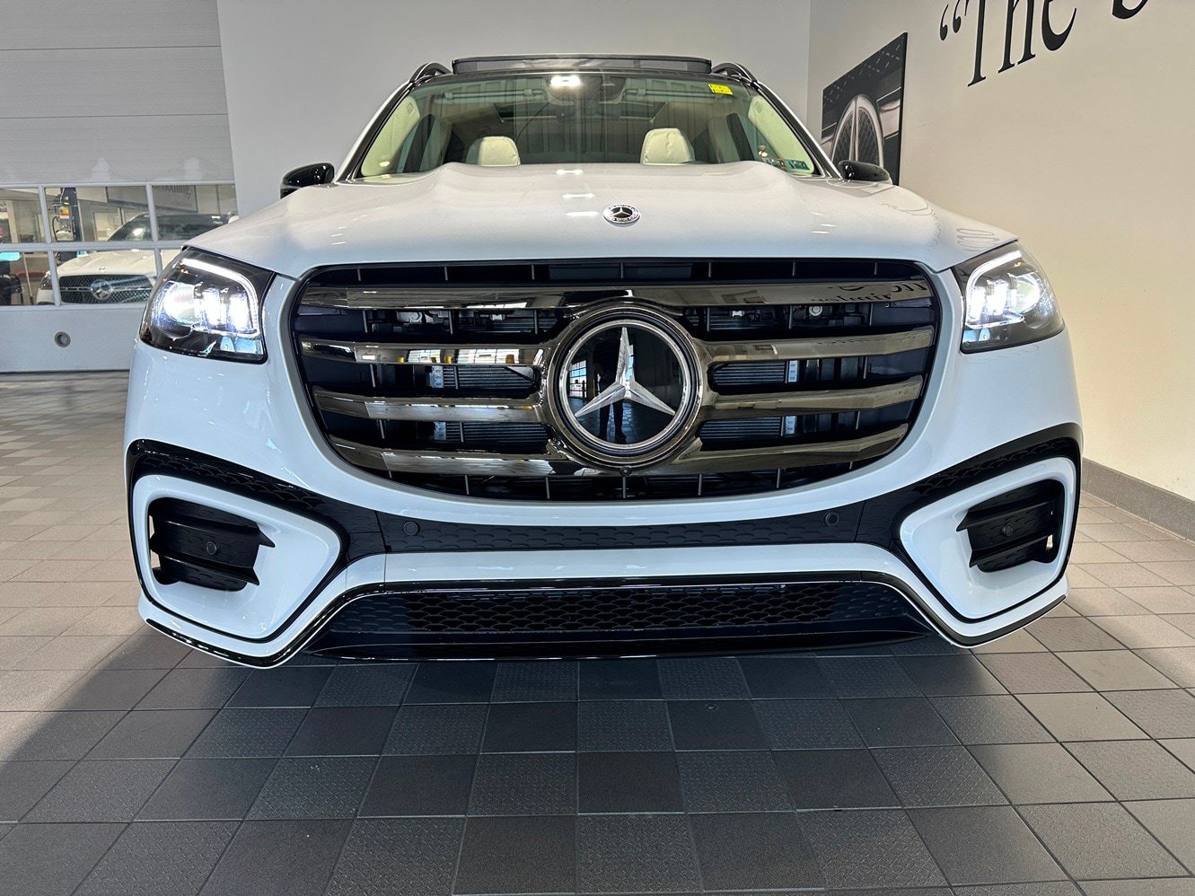 New 2026 Mercedes-Benz GLS 450 4MATIC image 2