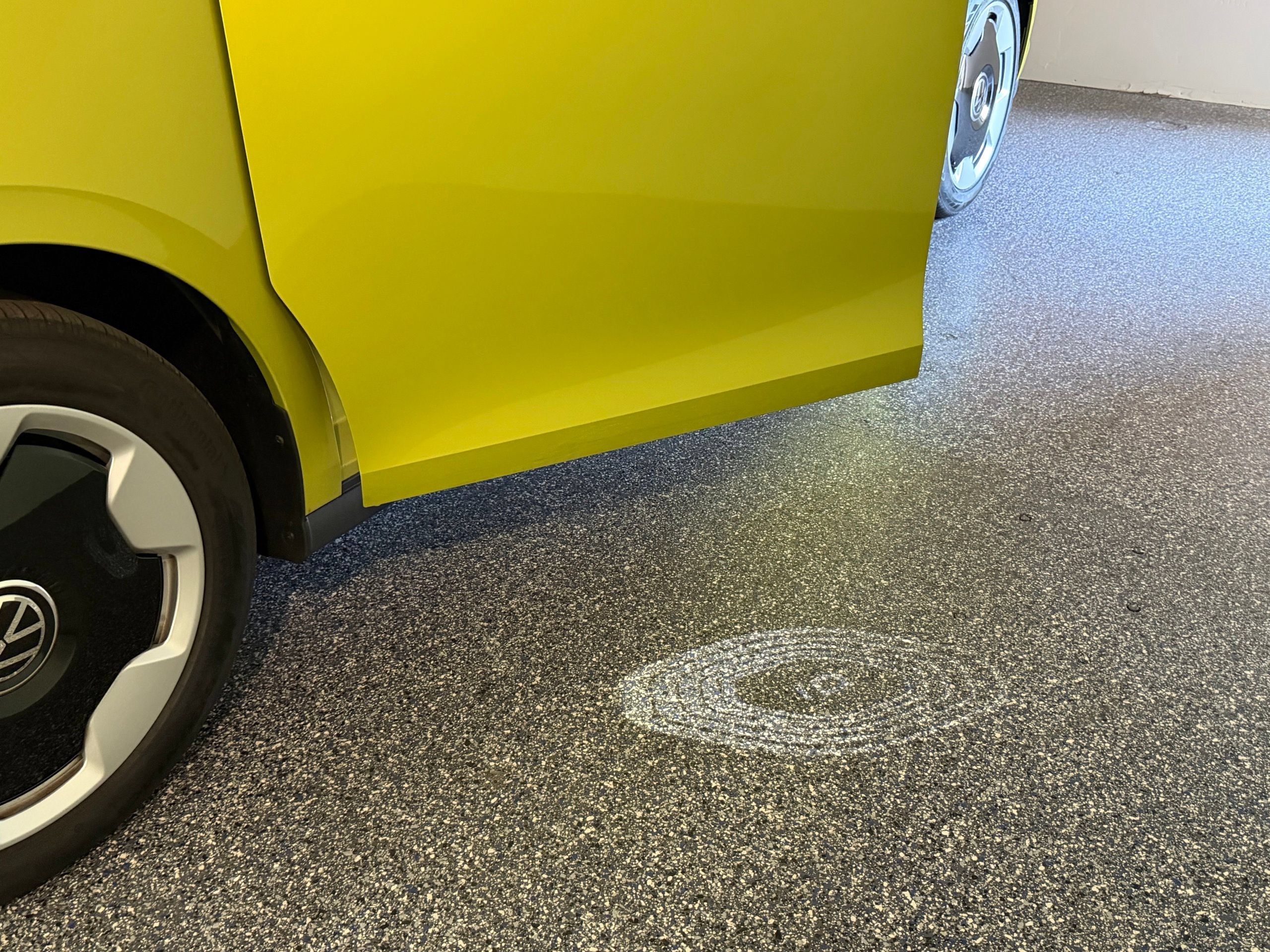 New 2025 Volkswagen ID. Buzz Pro S Plus AWD/4WD image 63
