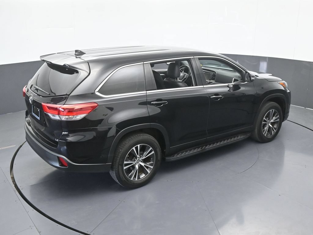 Used 2019 Toyota Highlander Plus FWD image 55