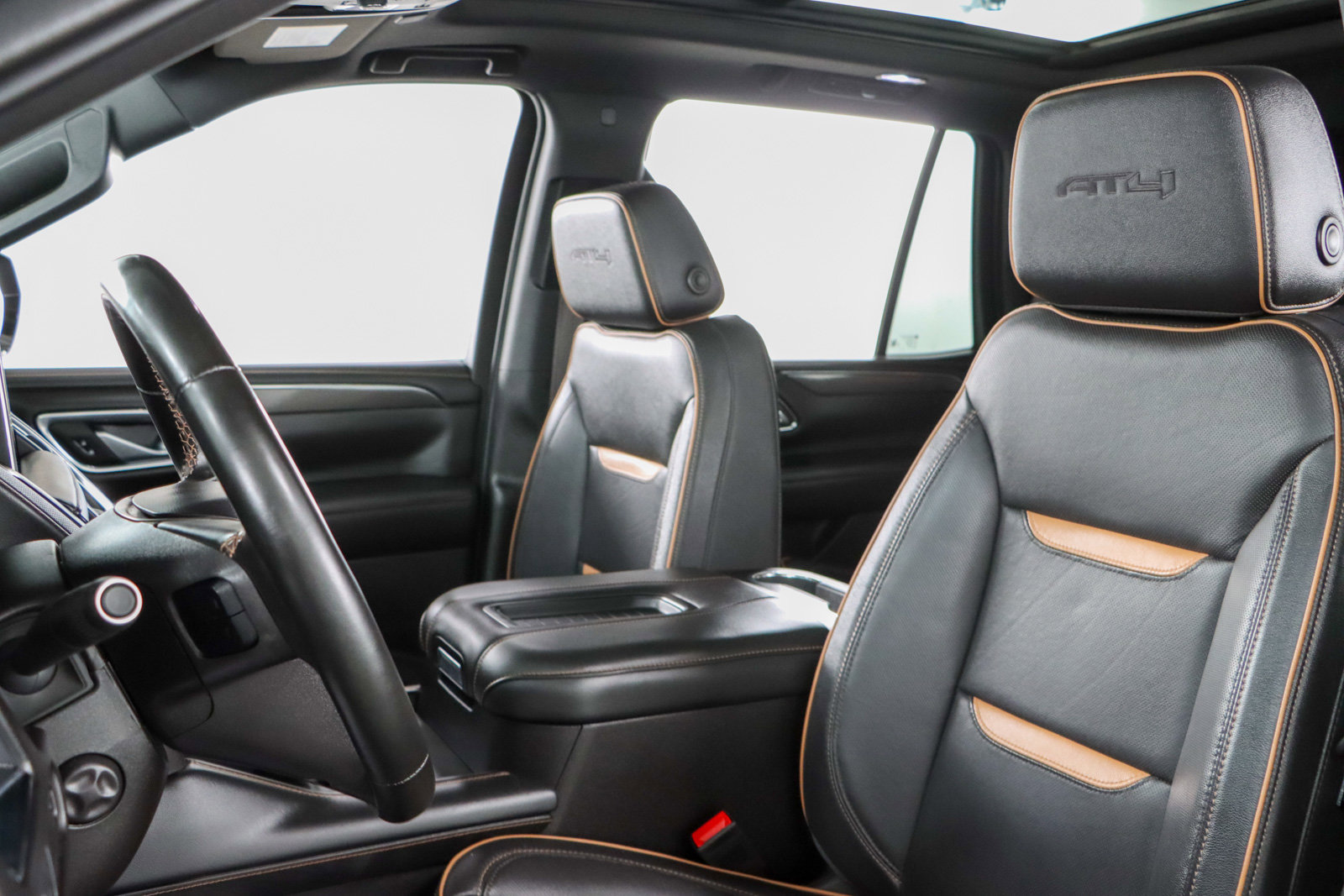 Used 2024 GMC Yukon AT4 w/ Max Trailering Package image 27