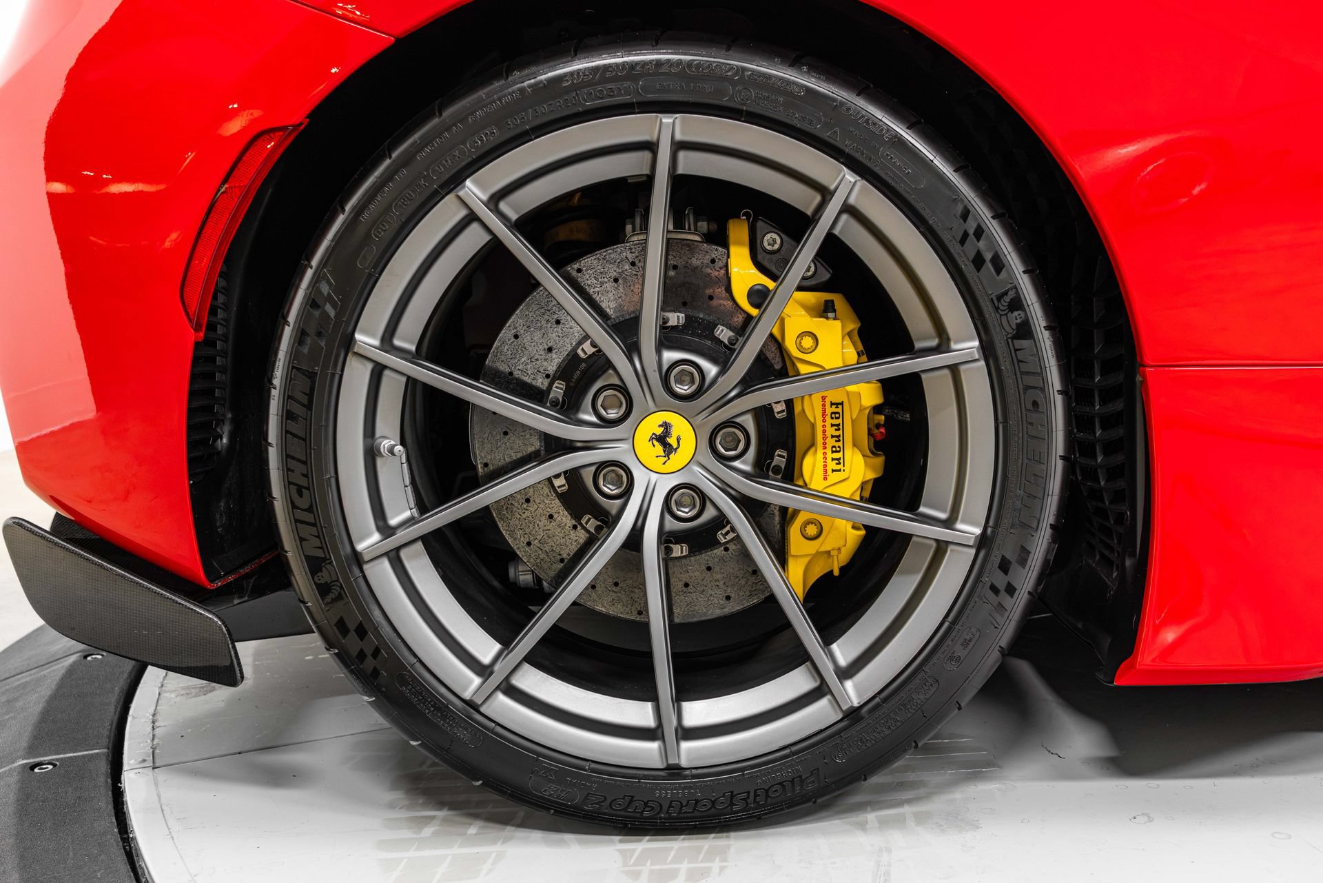 Certified 2020 Ferrari 488 Pista Coupe RWD image 16