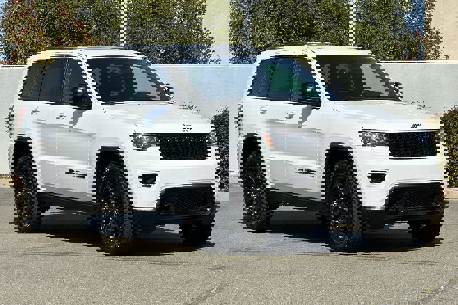 Used 2019 Jeep Grand Cherokee Laredo image 5