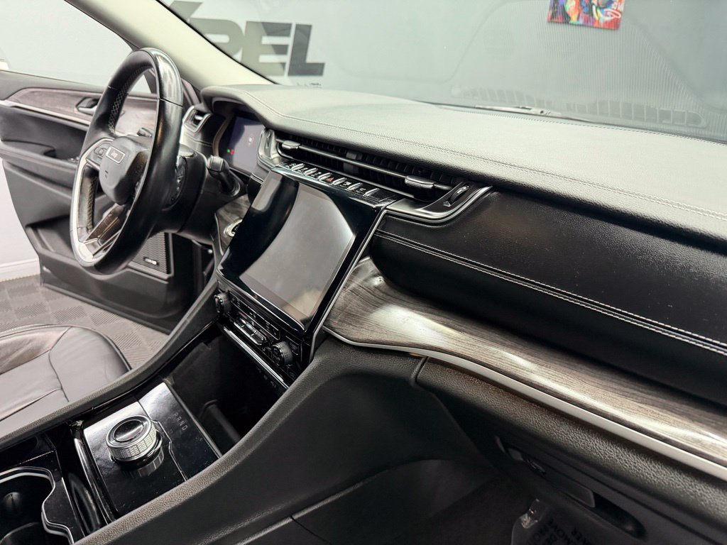 Used 2022 Jeep Grand Cherokee L Limited w/ Black Appearance Package RWD image 50