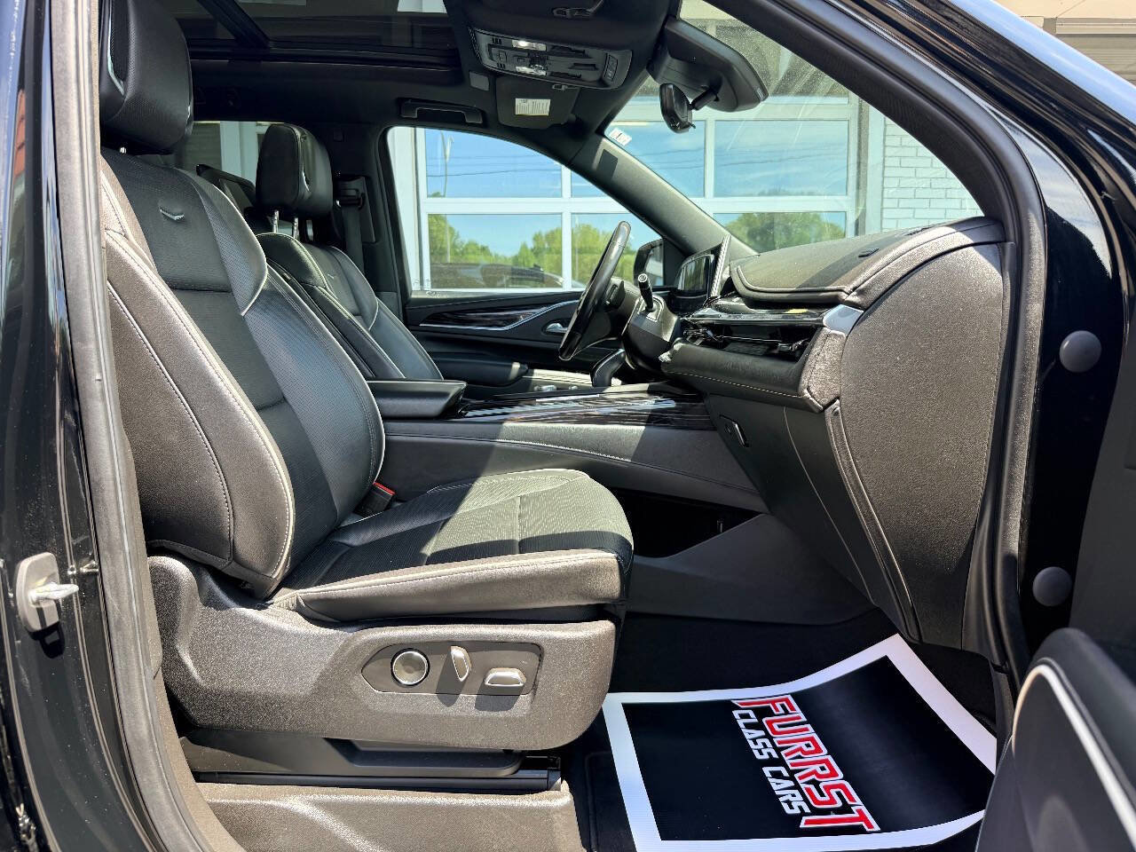 Used 2021 Cadillac Escalade ESV Sport w/ Driver Assist Tech Package image 43