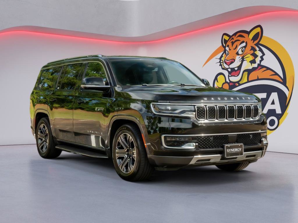 Used 2022 Jeep Wagoneer Series III AWD/4WD image 3