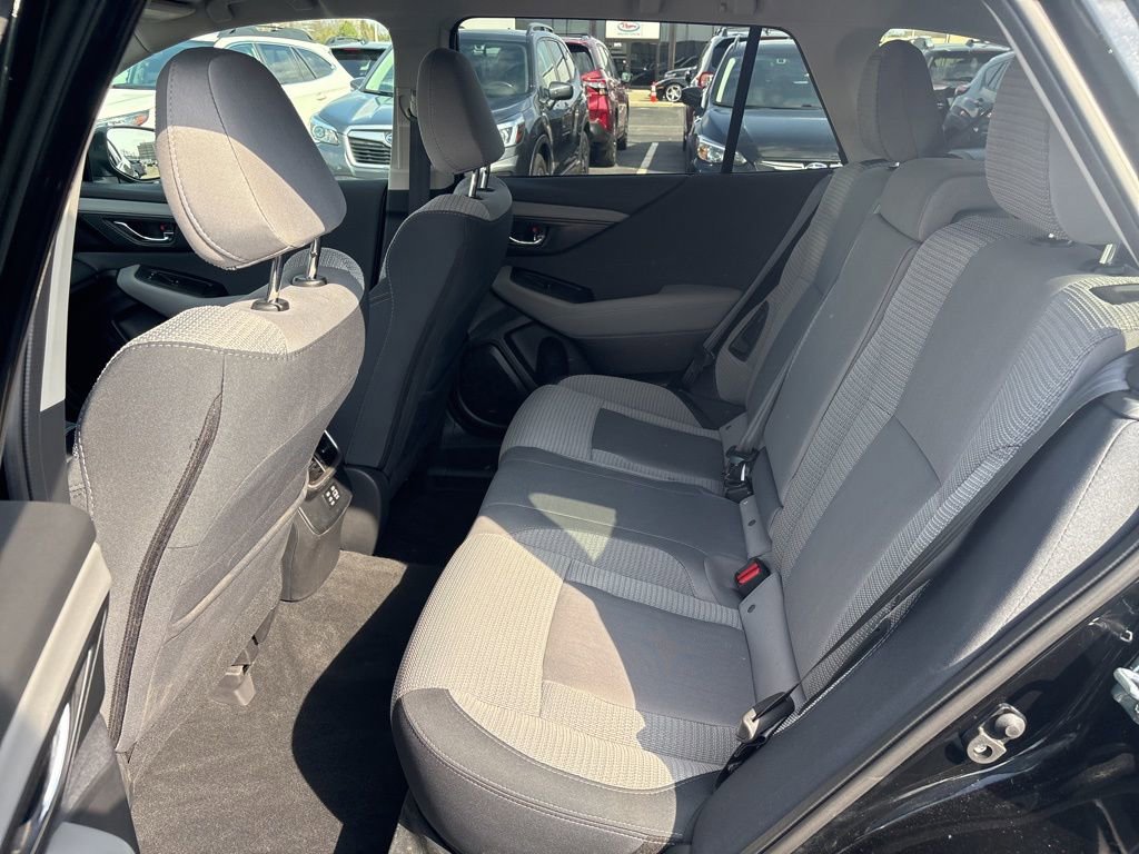 Certified 2025 Subaru Outback Premium w/ Popular Package #1A image 17