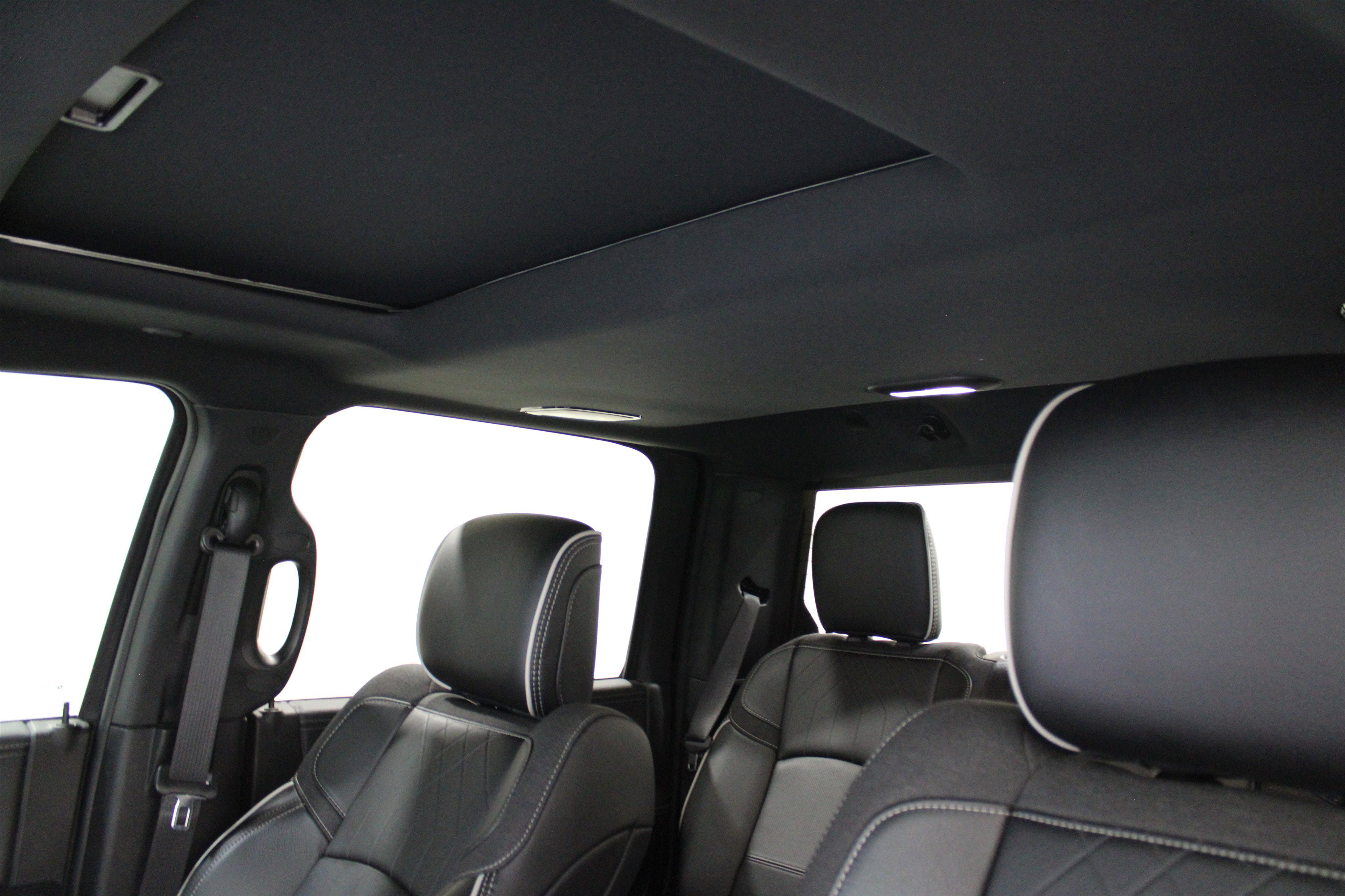 Used 2025 RAM 2500 Limited image 26