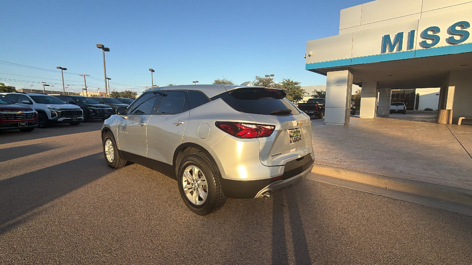 Used 2021 Chevrolet Blazer LT FWD image 5
