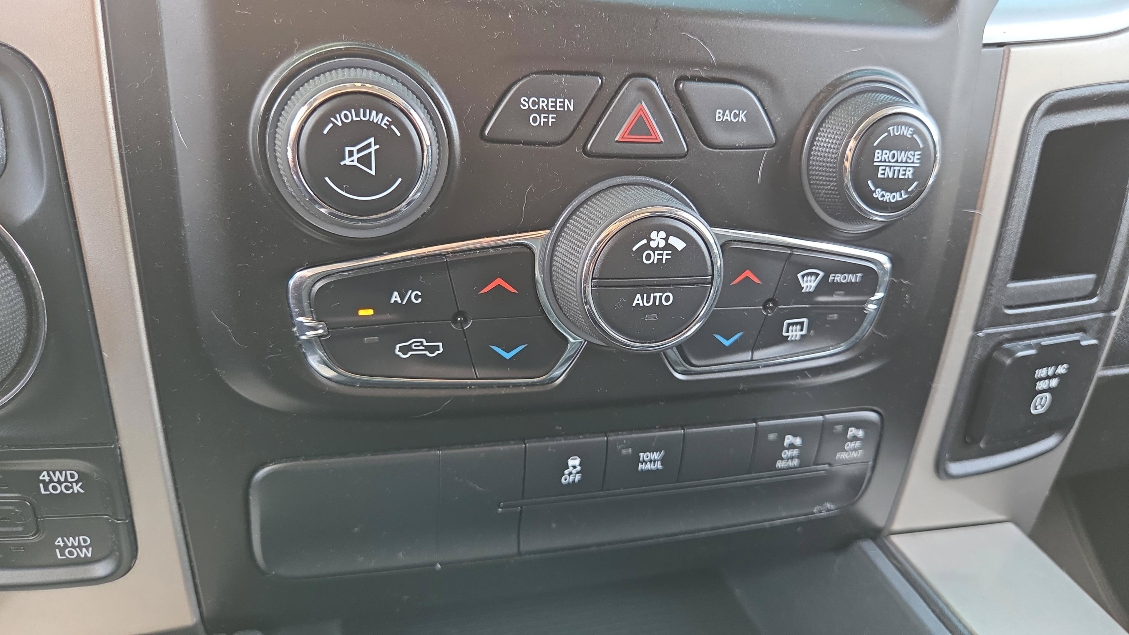 Used 2018 RAM 1500 Lone Star AWD/4WD image 28