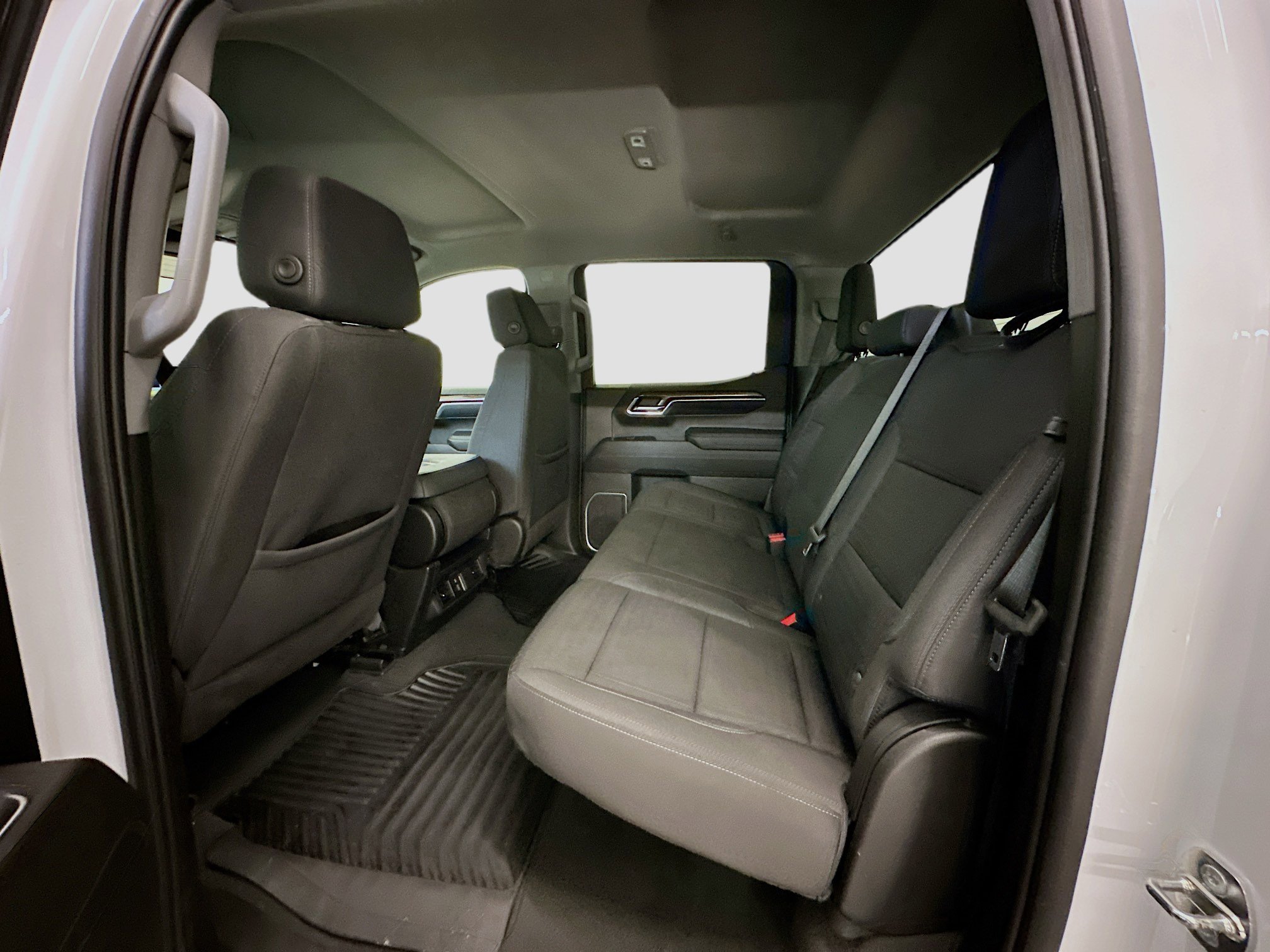 Used 2023 Chevrolet Silverado 1500 LT image 29