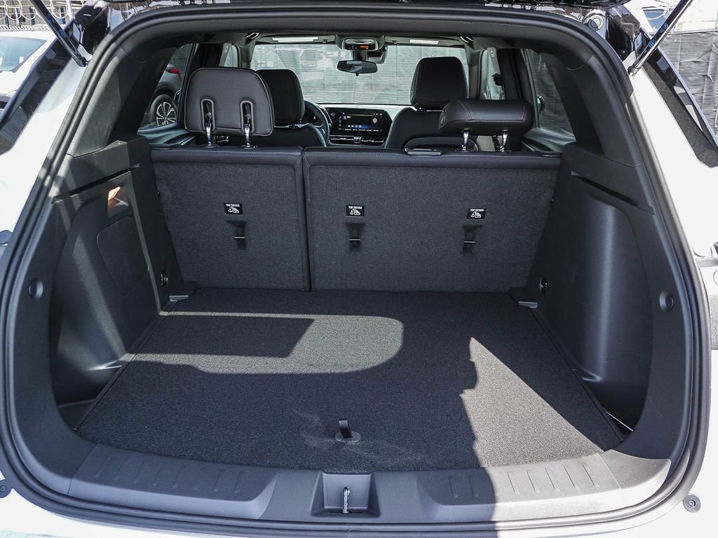 New 2026 Chevrolet TrailBlazer RS w/ Driver Confidence Package FWD image 24