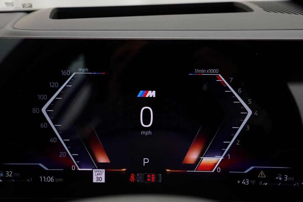 New 2026 BMW 550e xDrive w/ Premium Package image 8