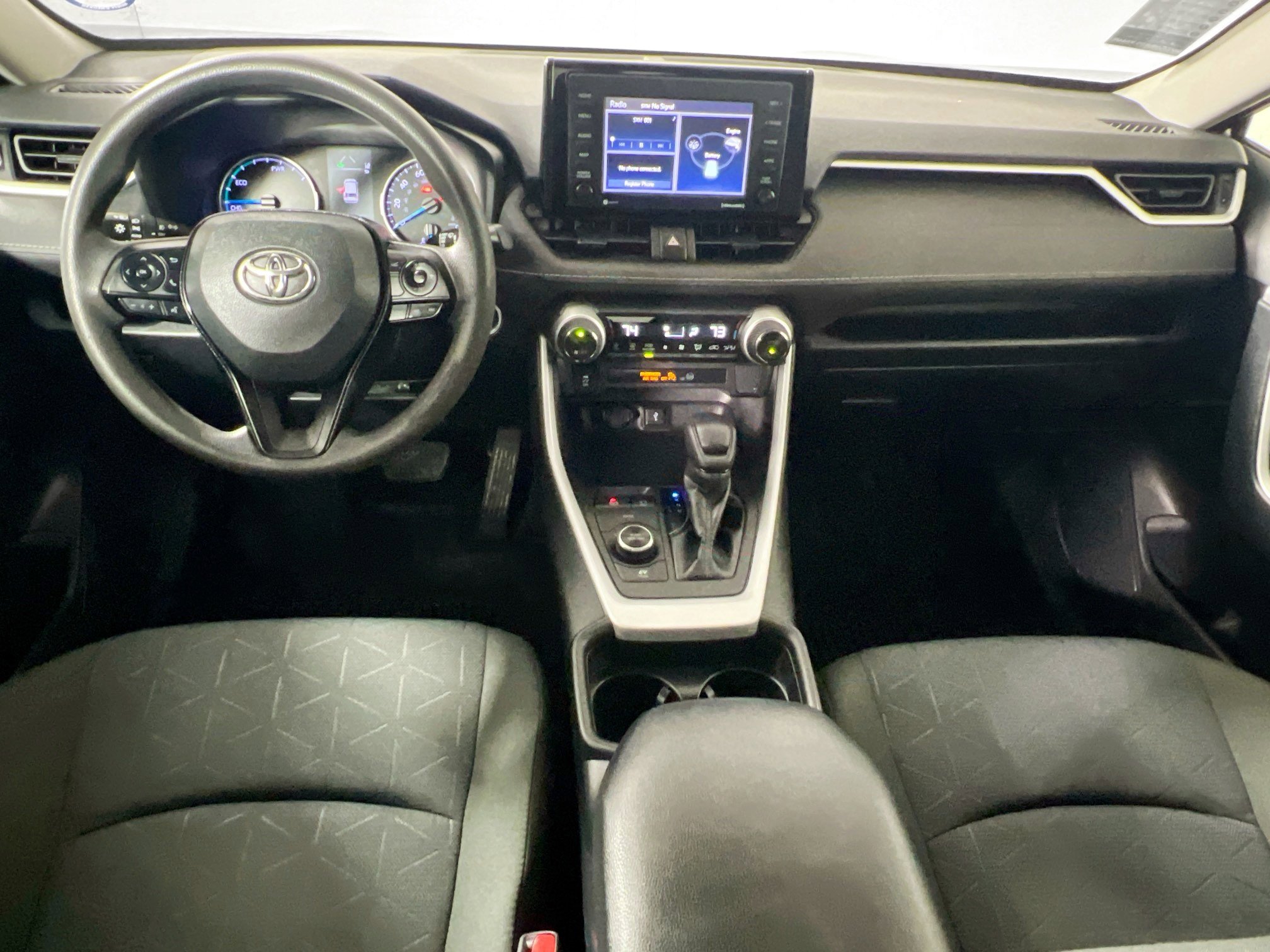 Used 2021 Toyota RAV4 XLE image 30