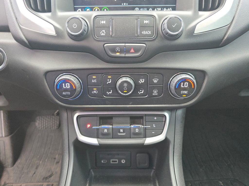 Used 2024 GMC Terrain SLT w/ Infotainment Package II AWD/4WD image 23
