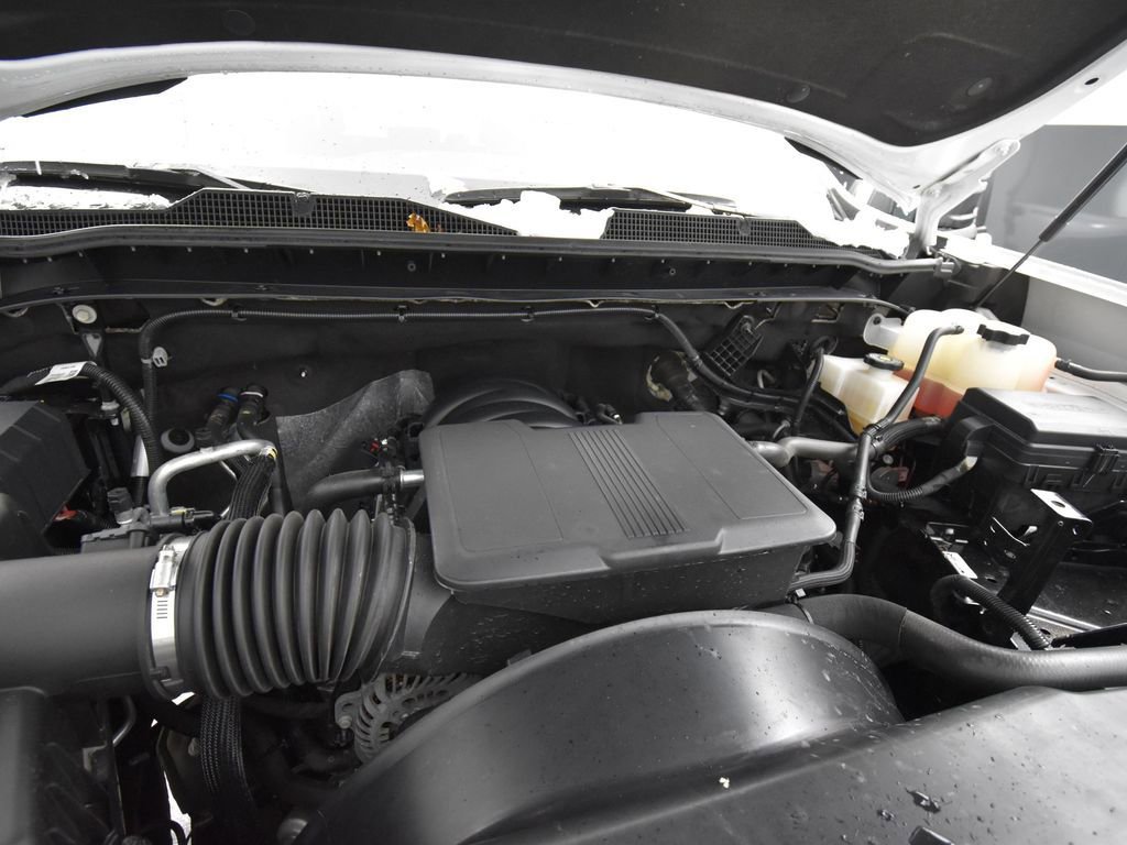 Used 2025 Chevrolet Silverado 2500 Custom w/ Custom Value Package image 16