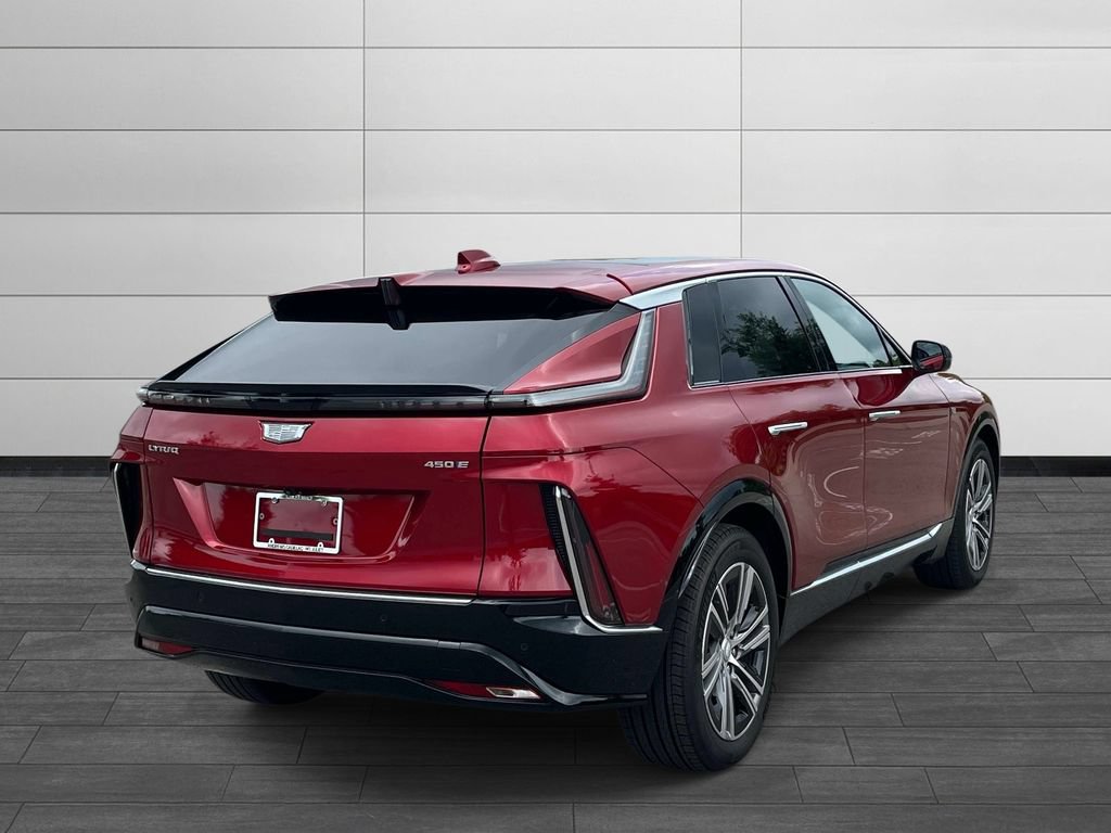 Certified 2024 Cadillac Lyriq Luxury RWD image 6
