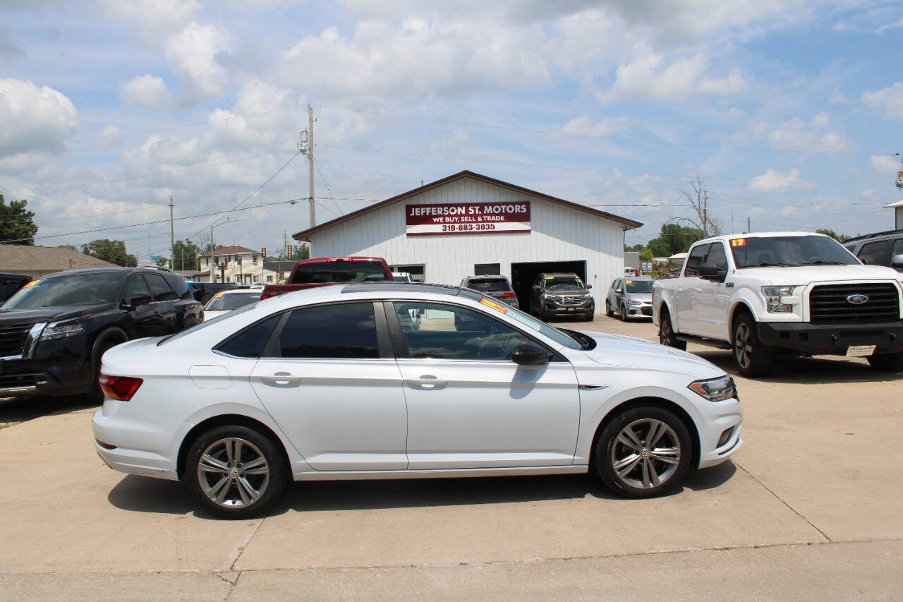 Used 2019 Volkswagen Jetta R-Line FWD image 1